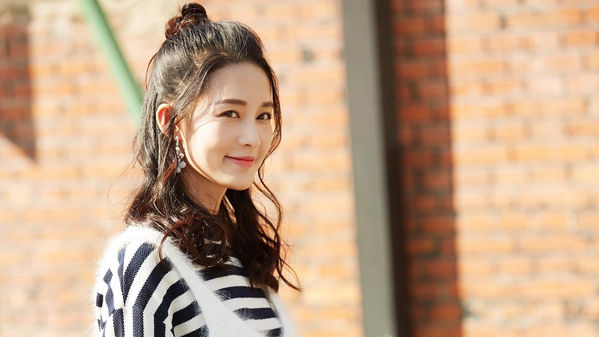 开云官网登录-《《堡垒之夜》引入“未来科技”主题，带来全新娱乐体验》，堡垒之夜百科